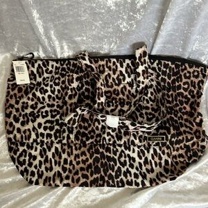 NWT GANNI NYLON TRAVEL BAG